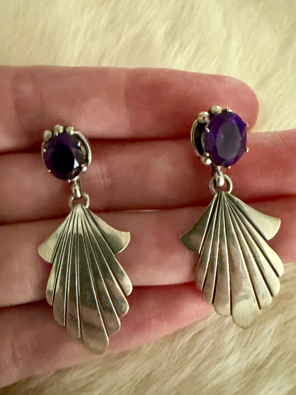 Beautiful Vintage Native American Navajo Amethyst Sterling Silver Earrings